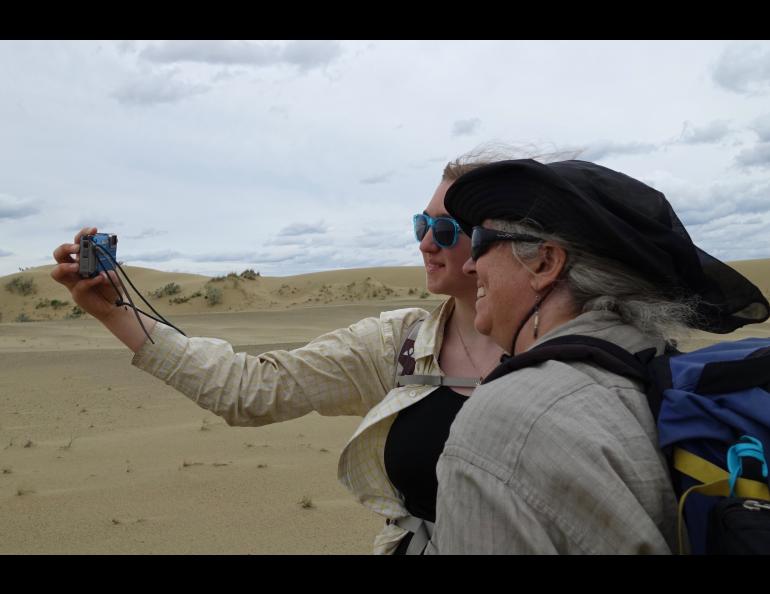 Sand dunes a unique Alaska landscape | Geophysical Institute